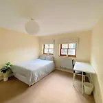 Cozy Double Room Next To Putney Bridge And High Street